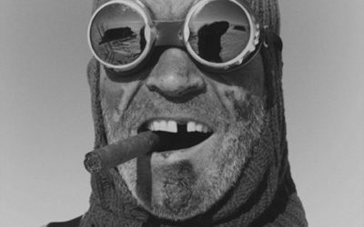 The white darkness : a fascinating biography of one of the last hero of Antarctica