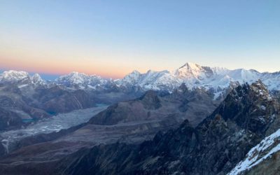 Three french mountaineers missing in Nepal