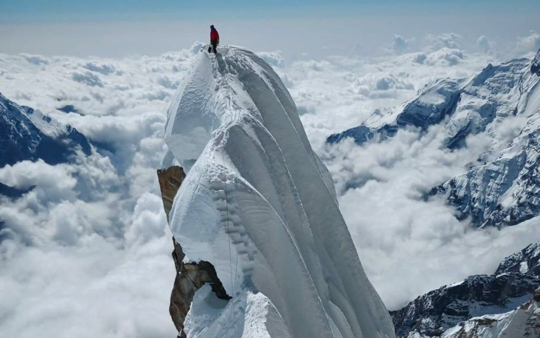 Saraghrar NW and Fitz Roy Moonwalk Traverse win Piolets d’Or 2022, Annapurna III SE Ridge Special jury award