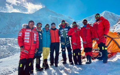 Himalaya : Manaslu Winter Ascent for Alex Txikon and Sherpas