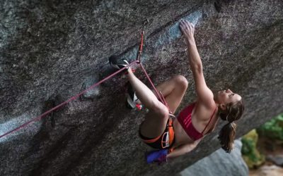 Women’s climbing: Dreamcatcher, one of the most beautiful routes in Squamish