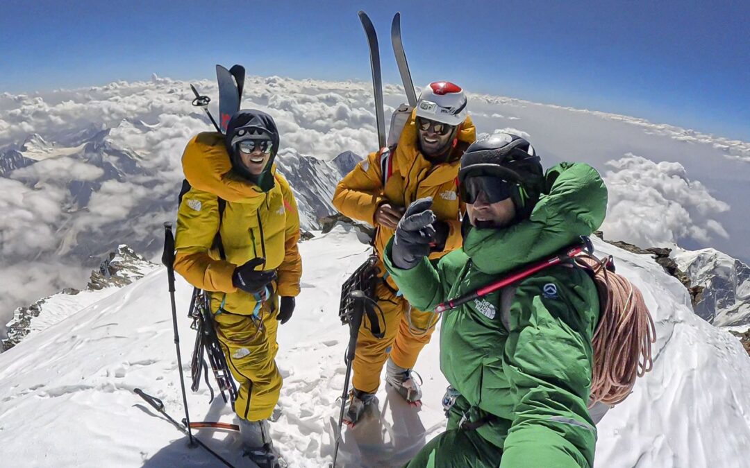 Nanga Parbat First Ski Descent of the Rupal side for Tiphaine Dupérier and Boris Langenstein, Paragliding for David Göttler