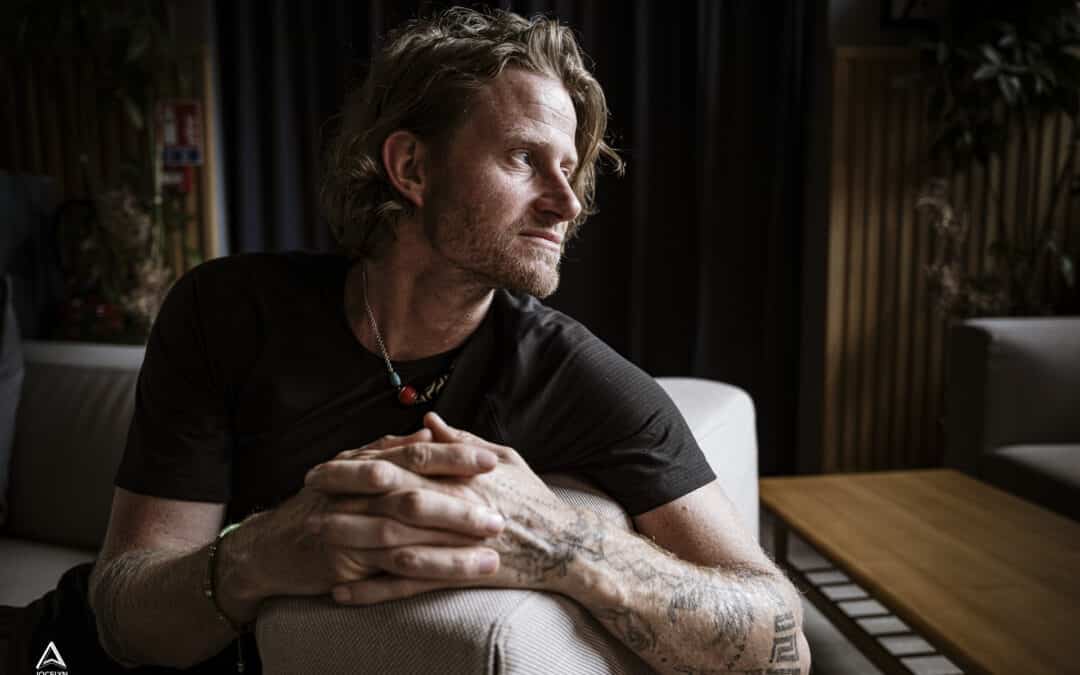 From Everest to Depression : Cory Richards, His Journey To Calm The Chaos Within